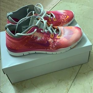 Nike running shoes size US 7